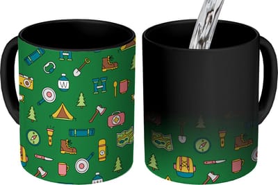 Magische Mok - Foto op Warmte Mokken - Koffiemok - Kamperen - Tent - Bijl - Backpack - Magic Mok - Beker - 350 ML - Theemok