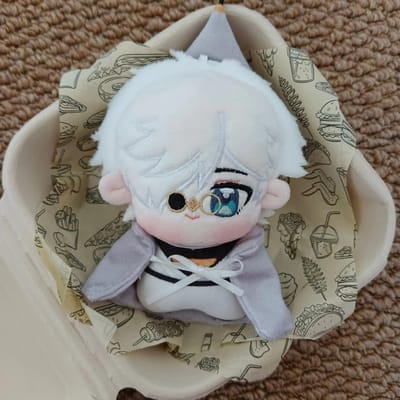 Heksenhoed Atelier Qifrey Pluche Speelgoed Wit Haar Monocle Knuffelpop Zacht Pluizig Anime Sleutelhanger Voor Rugzak Decoratie Cadeau Meisjes Fans 10cm