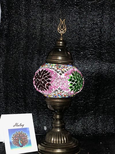 Turkse sfeerlamp - handgemaakt met roze parels en mozaïek - E14 LED lamp inbegrepen - uniek ontwerp - 100% veilig