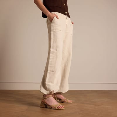 Manfield - Dames - Beige suède sandalen met hak - Maat 38