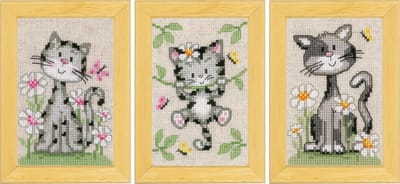 Vervaco - Miniatuur telpakket kit - Poezen met bloemen set van 3 - PN-0147743 - Borduren - Borduurpakket - Borduurpakket volwassenen - Borduurpakket kind
