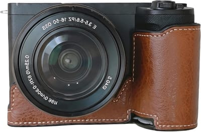 Compacte Camera Bescherming voor Sony Alpha ZVE10 II - Luxe PU Leren Tas met Handvat en Onderopening, Ideaal voor Reis en Opslag