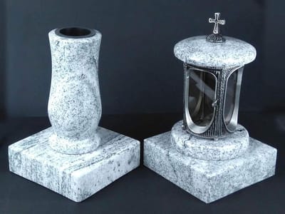 Graflamp Grafvaas - Grafdecoratie Set - Herdenkingsplek Creëren - Weerbestendig Graniet - Medium Formaat - Zilver