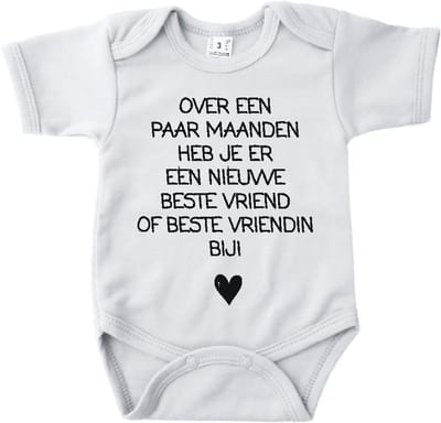 Baby romper met tekst zwangerschap aankondiging | Over een paar maanden heb ik er een nieuw beste vriend of vriendin bij | Wit | korte mouw | maat 56 cadeautje zwangerschap aankondiging bekendmaking |Cadeautje 100% katoen.