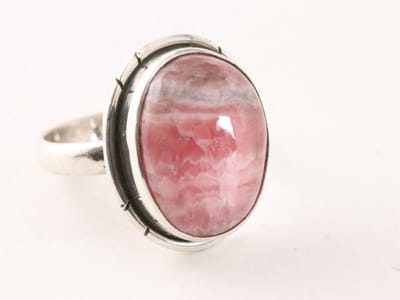 Ovale zilveren ring met rhodochrosiet - maat 17.5