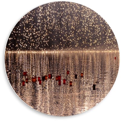 Forex Wandcirkel - Vuurwerk in het Water  - 50x50cm Foto op Wandcirkel (met ophangsysteem)