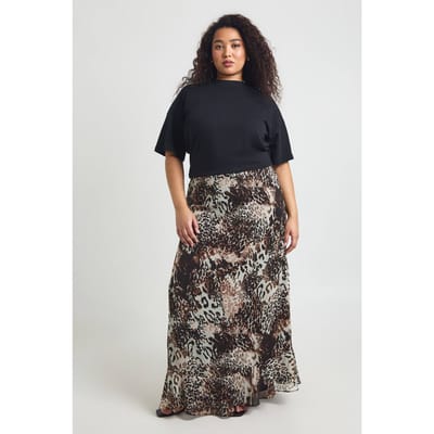 boohoo Dames Plus Maat Maxi Rok Met Gemengde Dierenprint In Chiffon | Maat: 44