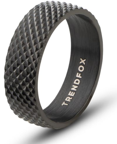 Luxe Heren Ring Zwart met Gekartelde Afwerking - Staal - Herenring - Papa Cadeau Voor Mannen - Vaderdag