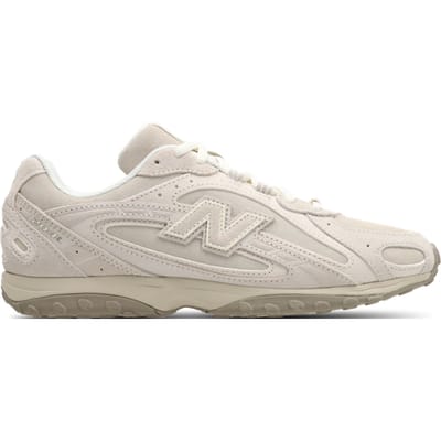 New Balance 204L Sneakers Dames - Beige - Maat 36 - Suède