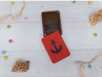 Naaldenhouder - Houten Naaldendoosje Anker - Kind Fox - Met magneetstrip