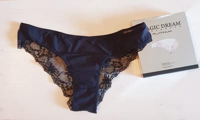 Magic Dream Italiaanse slip met kant en elastaan ZWART, Maat M