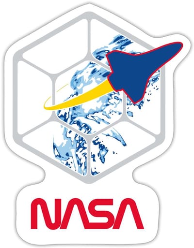 NASA-baan om de aarde Sticker maat S (10 x 10 cm)