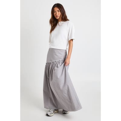 boohoo Dames Gestreepte Poplin Asymmetrische Maxi Rok | Grijs | Maat: 34