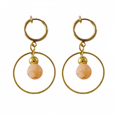 Klem oorbellen- goudkleurig -pastel -oranje -crackle- kraal-geen gaatje-Charme Bijoux