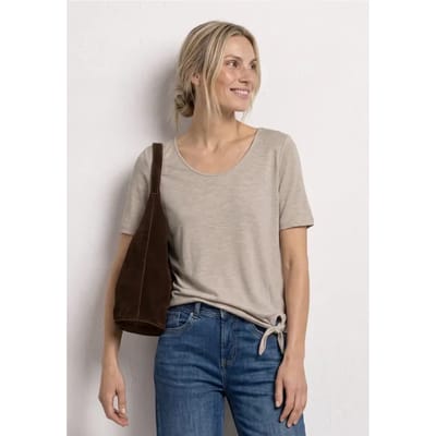 Shirt met korte mouwen en knoopdetail