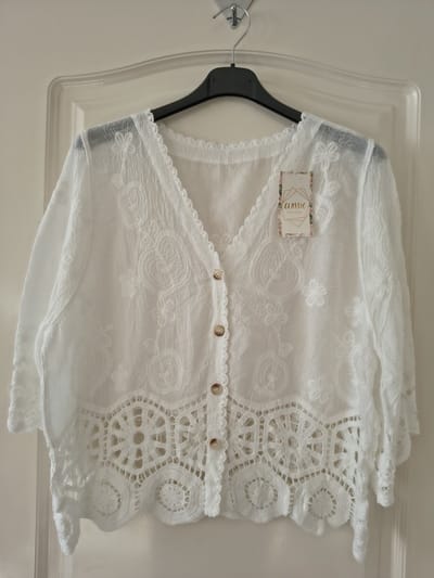 Dames vest Justa-effen wit-Maat M/L-driekwart mouwen
