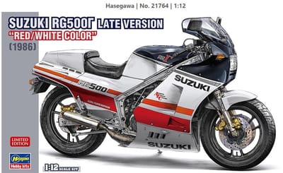 Hasegawa Modelbouwpakket Motorfiets - 21764 Suzuki RG500Γ Late Versie -Rood/Wit Kleur- (1986) - Motorfiets Plastic - 1:12 - Modelbouw