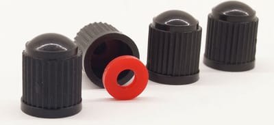 Schrader (auto) ventiel - Zwart kunststof met rubberen ring ventieldoppen