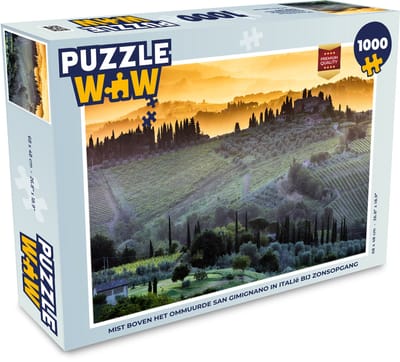 Puzzel Mist boven het ommuurde San Gimignano in Italië bij zonsopgang - Legpuzzel - Puzzel 1000 stukjes volwassenen