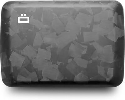 Hoogwaardige Carbon Fiber Pasjeshouder met Metalen Sluiting - Compact en RFID-veilig