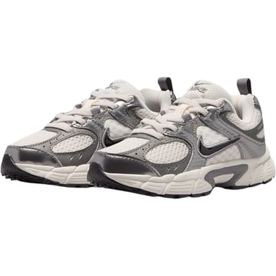 Nike V5 RNR Peuterschoenen - Zwart - Maat 28 - Mesh/Synthetisch