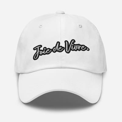 De2pktjes - Joie de Vivre Geborduurde pet met een DYANE geborduurd op de ACHTERZIJDE - Wit