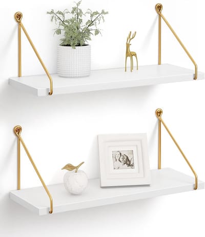 Wandplank van metaal en hout in wit en goud, moderne stijl voor woonkamer en opslag