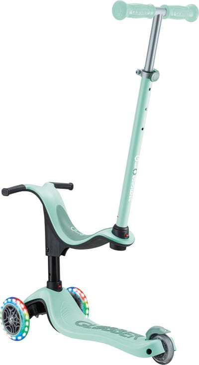 Meegroeistep- Globber Go Up Sporty Lights Mint - munt - lichtgevende wielen - met duwstang - in hoogte verstelbaar - vanaf 12 maanden tot 7 jaar