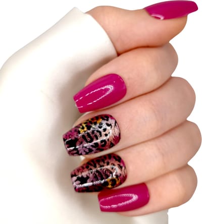 SD Press on Nails - B-135 - Plaknagels - Gelnagels - Handgemaakt - 20 stuks - Magenta - Glitter - Kort Coffin - Korte Nagels - Accessoires - Nagelstudio - Nail Art - Nagellijm - Gellak - Nageltips - Nails at Home - Nagels - Nepnagels