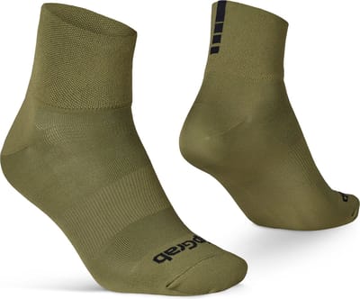 GripGrab - Lightweight SL Korte Performance Zomer Fietssokken 1 Paar Coolmax Wielersport Sokken Low Cut - Olijf Groen - Unisex
