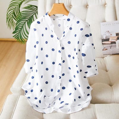 Chemise à manches courtes à pois et col en V avec poche unique pour femme en été Nouvelle chemise pour femme de style littéraire pour les trajets quotidiens XXL white