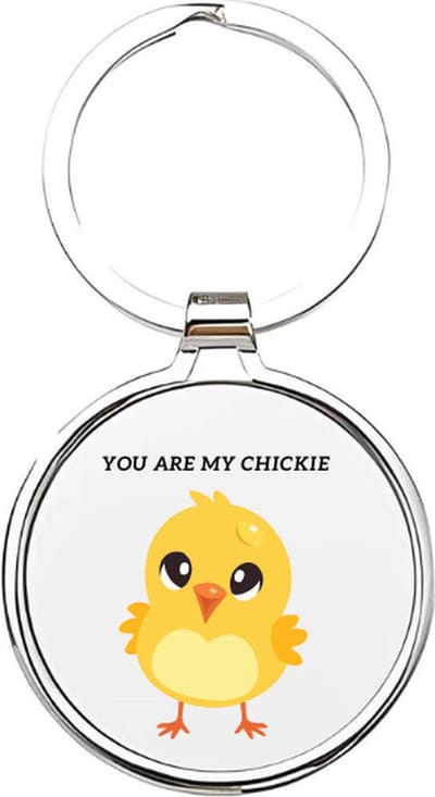 Akyol - Kuiken Sleutelhanger - kippen - dierenliefhebbers - kip - Chicken - boerderij - boerderijdieren - haan - dierendag - vogel - vogelliefhebbers - kuiken - hanen - Pasen - huisdieren - keychain - vogels - 4 x 7,5 CM