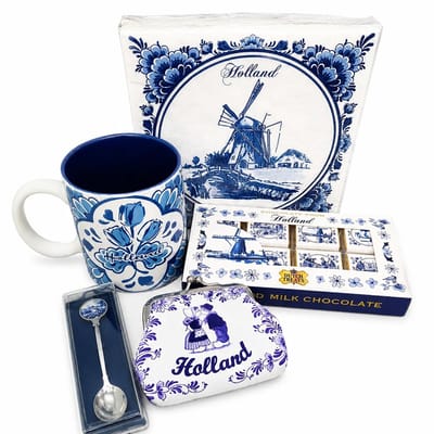 Geschenkpakket delfts blauw - Verpakt in geschenktas - Nederlands cadeau - Cadeaupakket - Nederland souvenir - Hollandse cadeautjes - Hollandse souvenirs