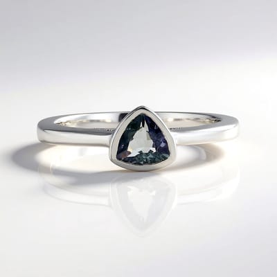 Cavill - Zilveren Ring - 925 Sterling Zilver Geplatineerd - Onverhitte Tanzaniet 0 404 ct Triljant Slijpsel - Minimalistisch Elegant Design