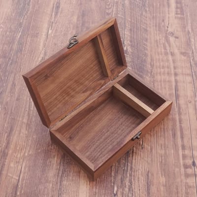 Houten Opbergdoos - Partitie Kist - Sieraden Bewaren - Handgemaakt Walnoot - 8.9x8.9x5.5cm - Naturel