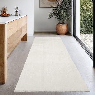the carpet Relax – Extra Zacht & Wasbaar Vloerkleed tot 30°C met Antislip Onderzijde – Fluweelachtige Structuur – Voor Slaapkamer of Woonkamer – Crème, 80 x 300 cm
