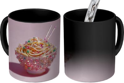 Magische Mok - Foto op Warmte Mokken - Koffiemok - Noodles - Edelstenen - Stokjes - Roze - Magic Mok - Beker - 350 ML - Theemok
