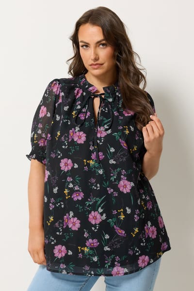 Yours Zwarte Blouse Met Bloemenprint, Ruches En Strikhals Size 42