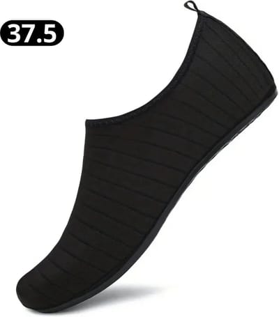 Bovista Waterschoenen Voor Kinderen & Volwassenen - Aqua Shoes - Aquaschoenen - Afzwemschoenen - Zwemles Schoenen - Zwart Gestreept - Maat 37.5
