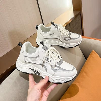 Lente en Herfst Nieuwe Mode Koreaanse Versie Tide met Papa Schoenen Vrouwelijke Studenten Casual Sportschoenen Verhoogde Dikke Zool Witte Schoenen 40 white