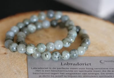 Labradoriet Armband 8mm, edelstenen, edelsteen - Perfect cadeau voor vrouwen- Inclusief uitleg - Spiritueel - Labradorite - Hoog sensitiviteit - helpt bij verandering - Rust - Bescherming - Slapen - Hoge kwaliteit - 100% NATUURLIJK