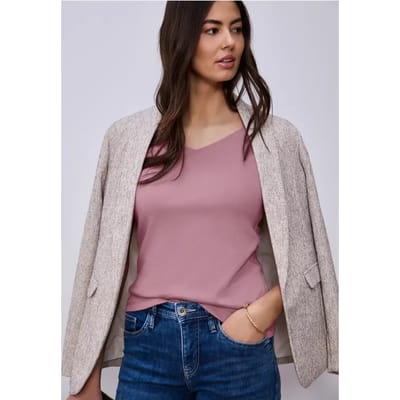 Shirt zonder mouwen met diamanten halslijn