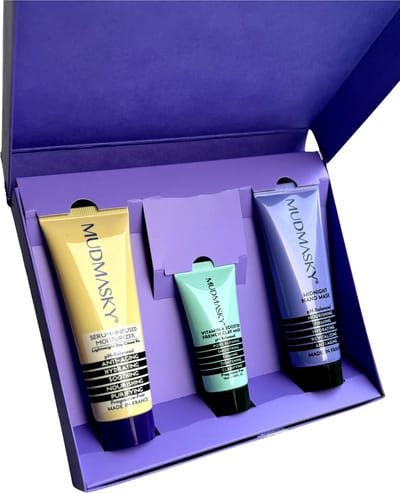 MUDMASKY® - Jetset Glow Kit - T.W.V. €59,00 VOOR €49,00 - Geschenksets - Huidverzorging geschenkset - Skincare Pakket - Cadeauset - Beauty set - Lichaamsverzorging set - Persoonlijke verzorging