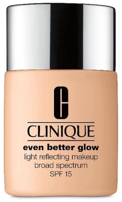 Clinique Even Better Glow Foundation met SPF15 30 ml - CN28 Ivory