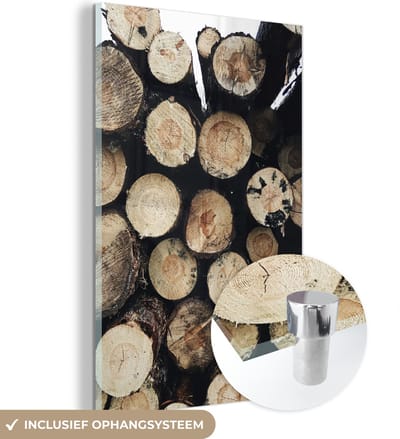 MuchoWow® Glasschilderij 40x60 cm - Schilderij acrylglas - Hout - Winter - Haard - Boomstam - Foto op glas - Schilderijen