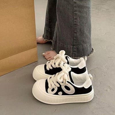 Chaussures à grosse tête Chaussures blanches pour femmes Nouvel Automne Polyvalentes Chaussures pour femmes Automne Décontractées Chaussures à semelle épaisse 40 black