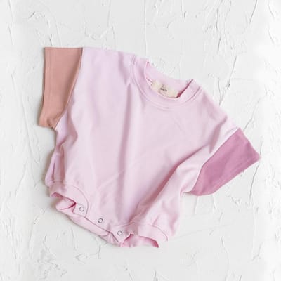 Nouveau Ensemble d'été en Coton pour Tout-petit : T-shirt à Manches Courtes et Short Vêtements pour Bébés Garçons Filles Couleur de Couture Tenues Décontractées 2 Pièces 18-24M