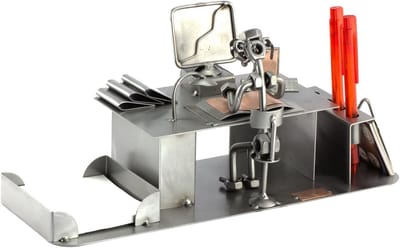 Bureau Organizer - Metalen Figuur - Kantoor Inrichting - Handgemaakt Uniek - 32x12x14 cm - Grijs