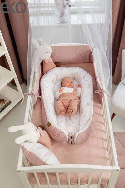 Velvet baby cocoon Gardener Bear