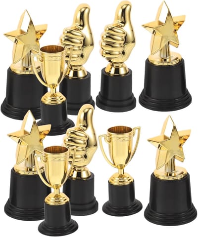 Mini Gouden Bekers - Awards - Wedstrijden Belonen - Duim Omhoog Design - 15 Stuks - Gouden